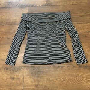 BluPepper Off-the-shoulder top, Size M, Excellent
